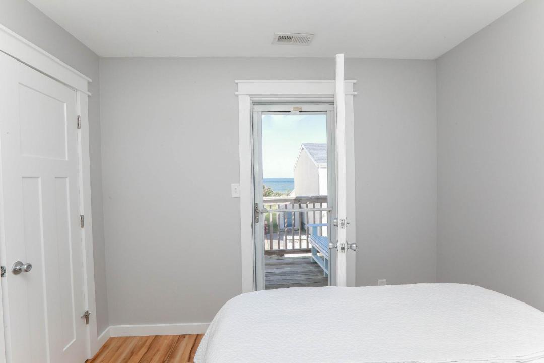 Photo of Bedroom in Chic's Beach