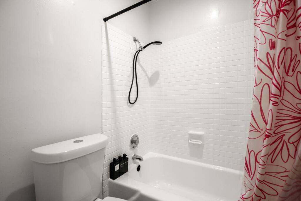 Photo of Bathroom in North University