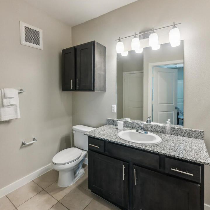 Photo of Bathroom in Willowbrook