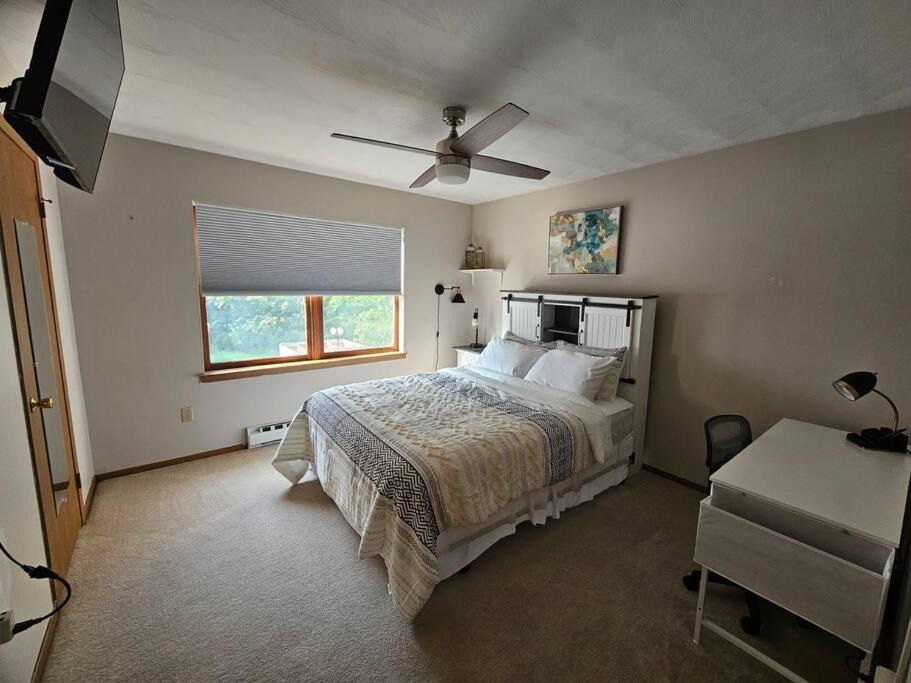 Photo of Bedroom in State College