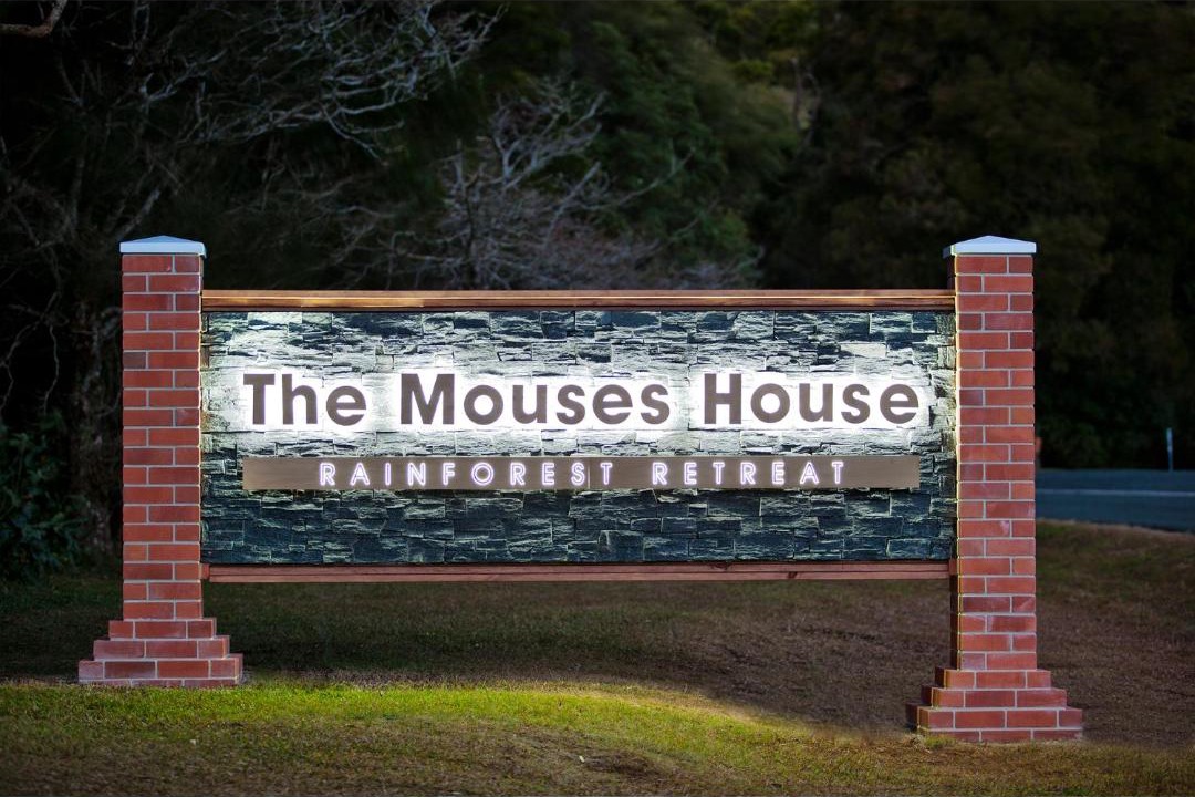 Photo of Buildings in Springbrook