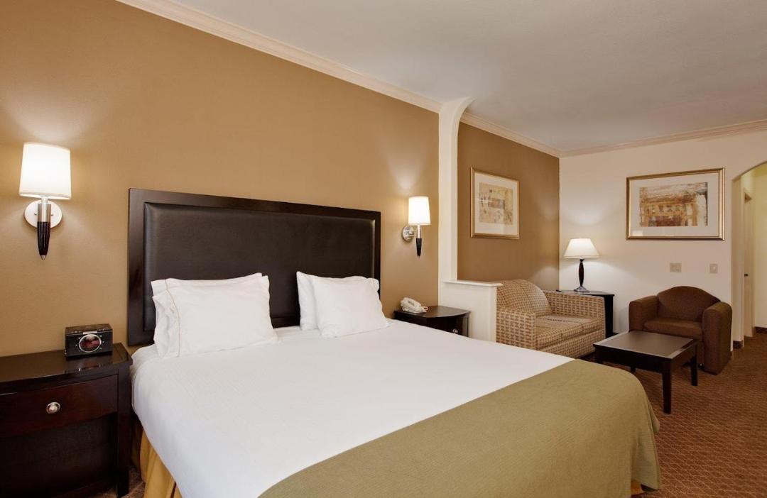 Photo of Bedroom in La Porte