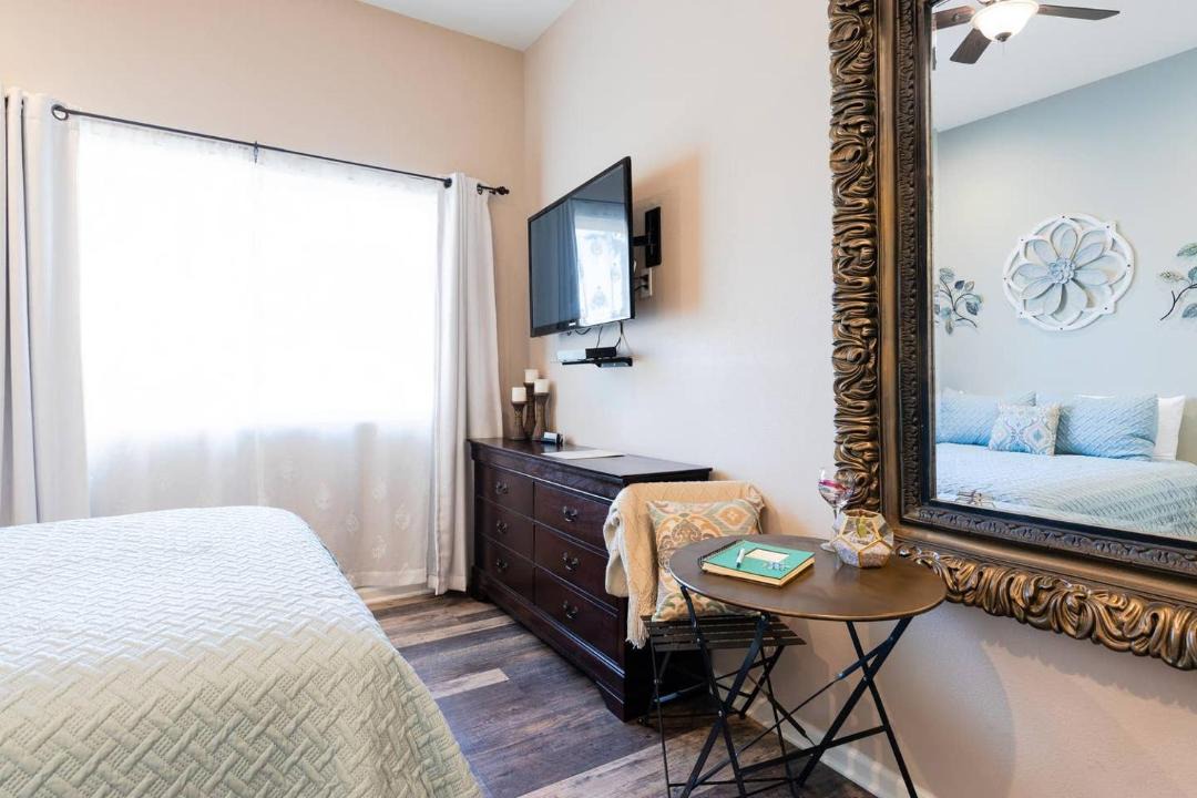 Photo of Bedroom in Palm Desert