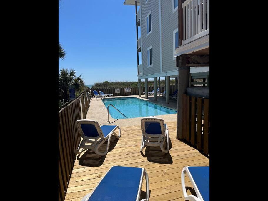 Photo of Patio Balcony in Windy Hill