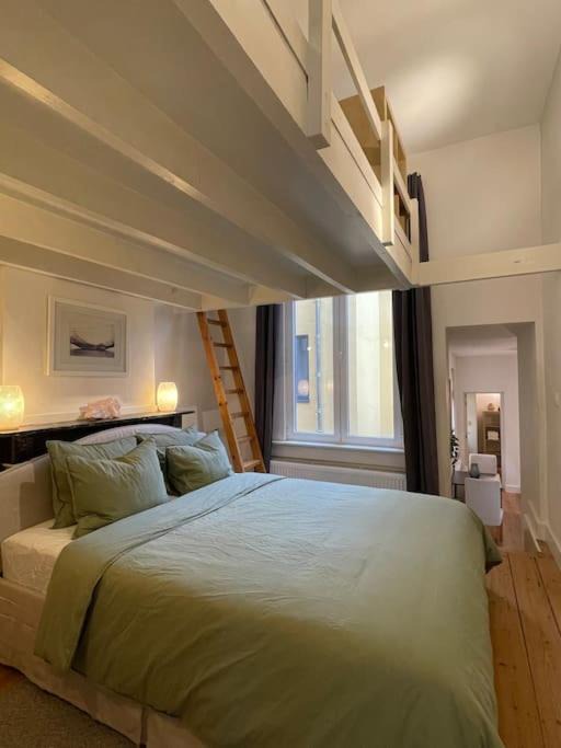 Photo of Bedroom in University District