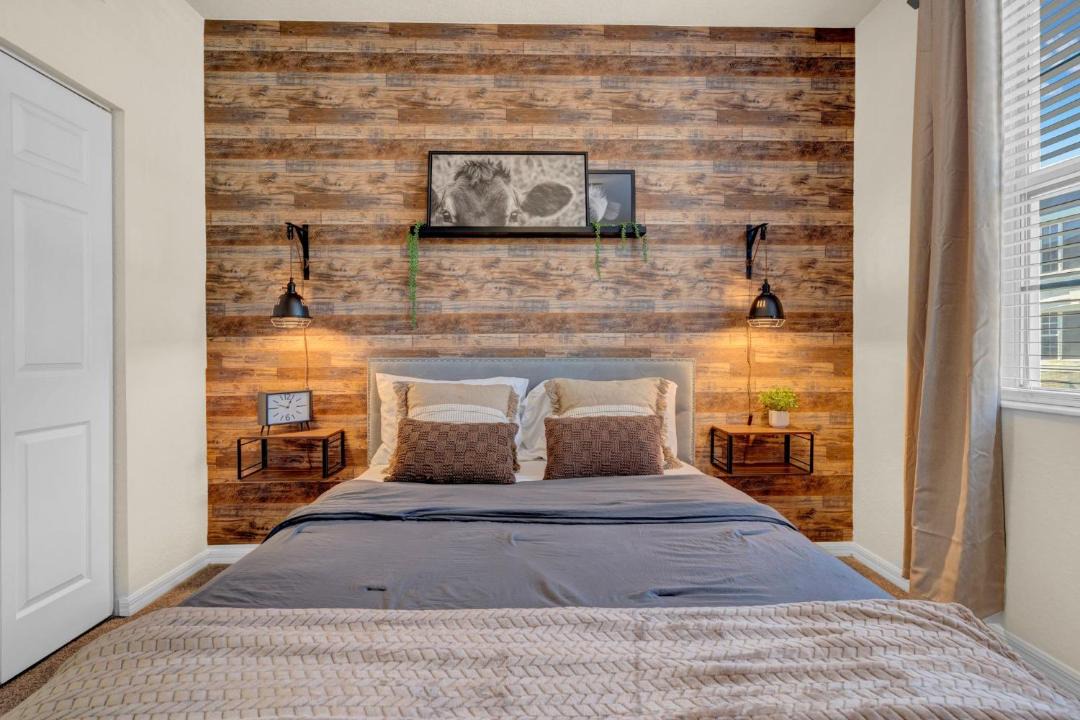 Photo of Bedroom in Westchase