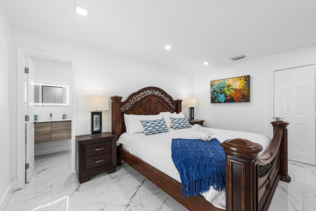 Photo of Bedroom in Homestead