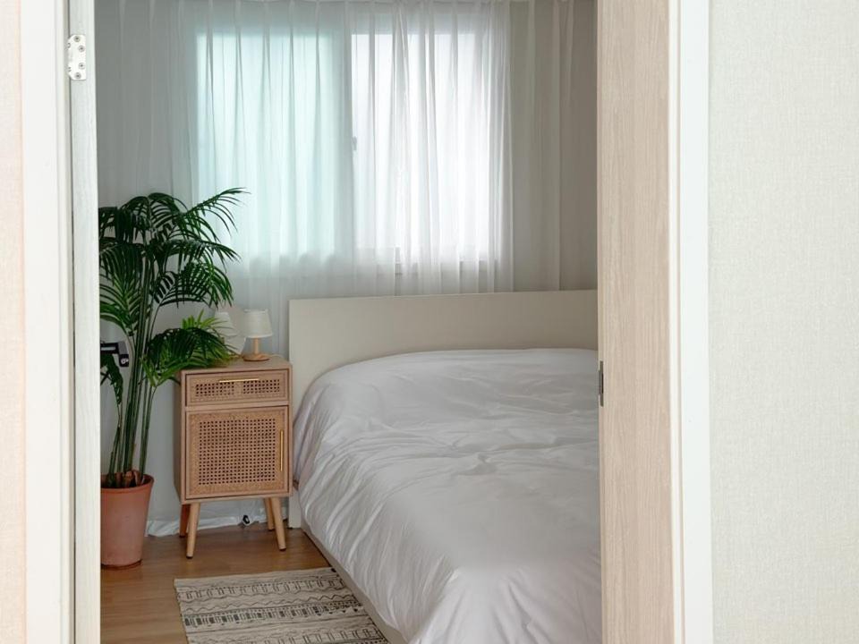 Photo of Bedroom in Mangwon-dong