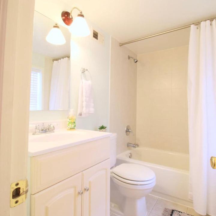 Photo of Bathroom in Kingman Park