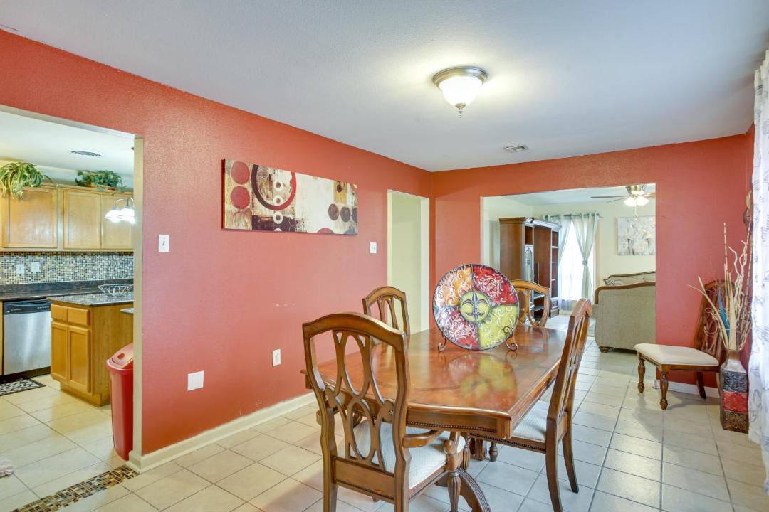 Photo of Kitchen in Read Boulevard West