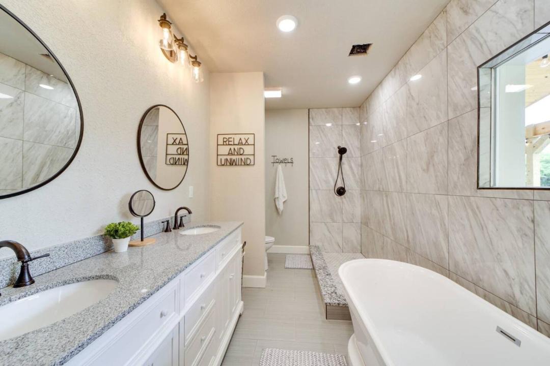 Photo of Bathroom in Checotah