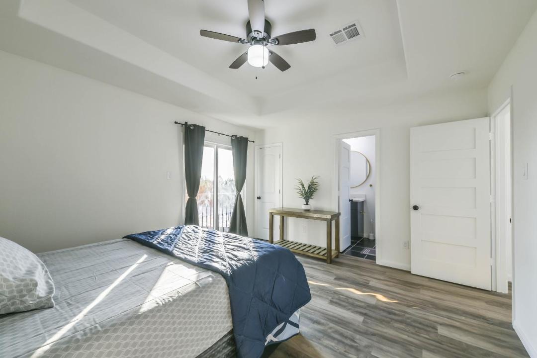 Photo of Bedroom in Baytown
