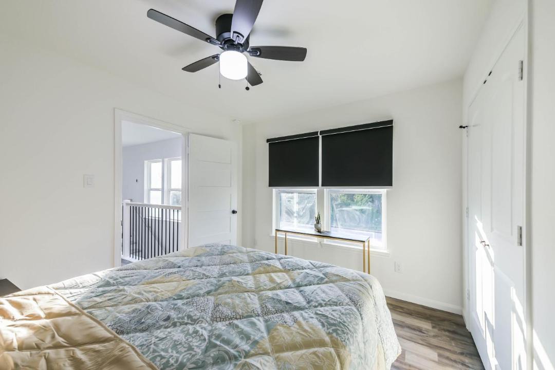 Photo of Bedroom in Baytown
