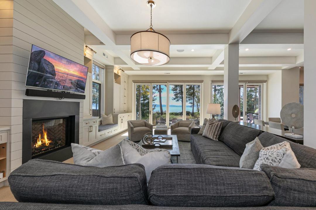 Photo of Livingroom in Brockway