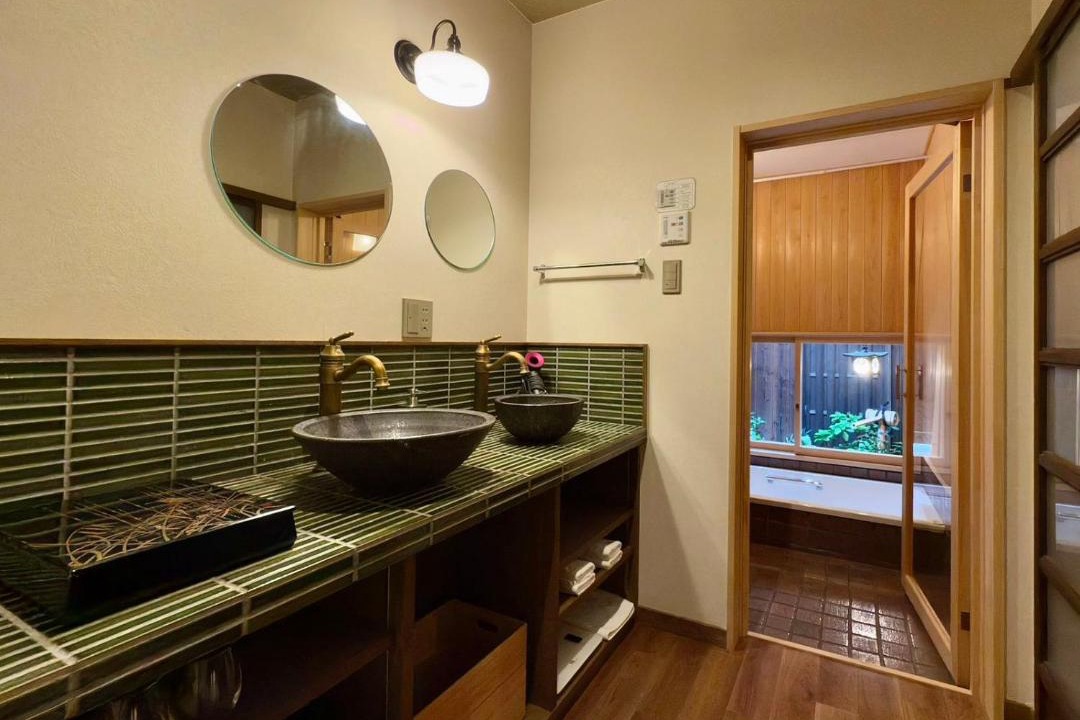 Photo of Bathroom in Shijo