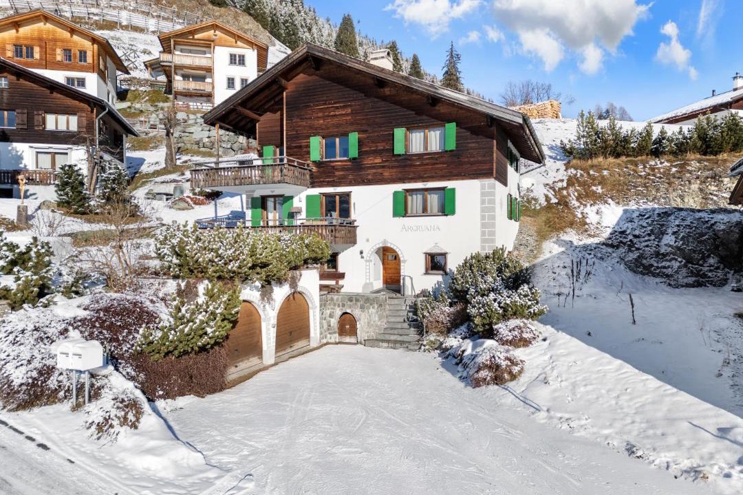 Photo of Others in Davos-Dorf