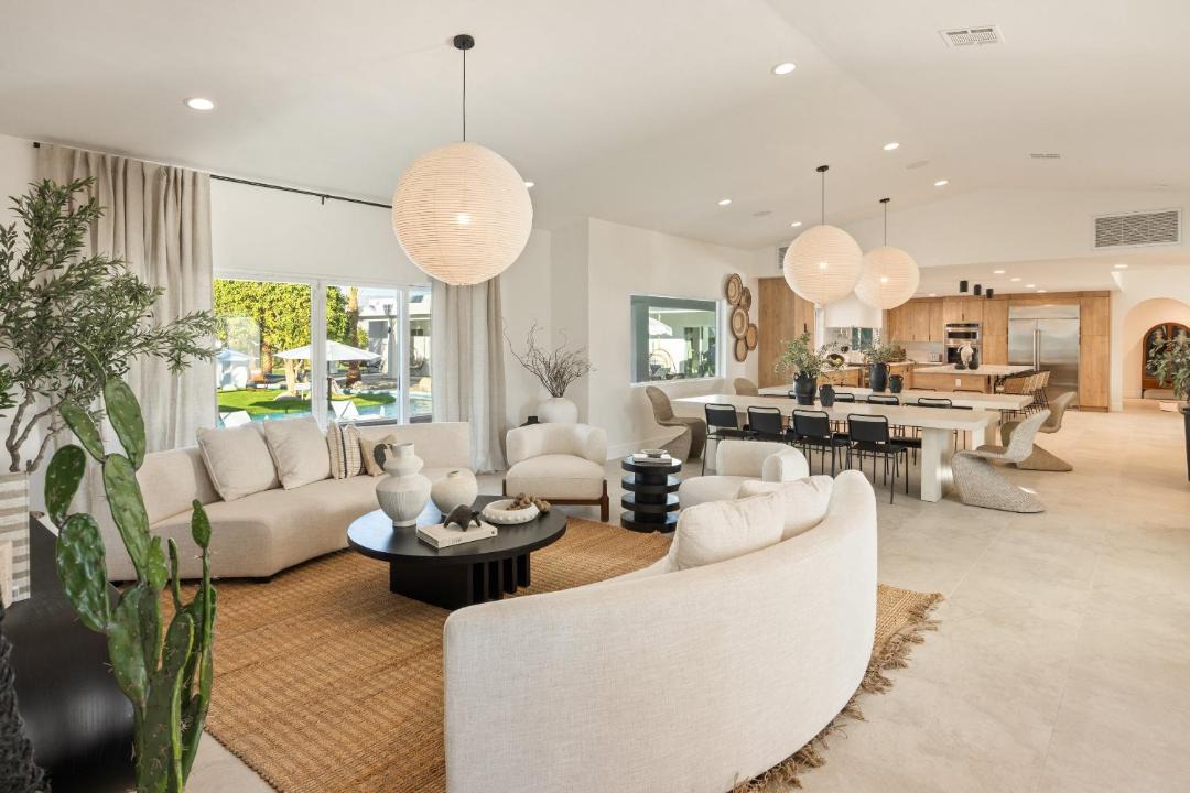 Photo of Livingroom in Palm Desert
