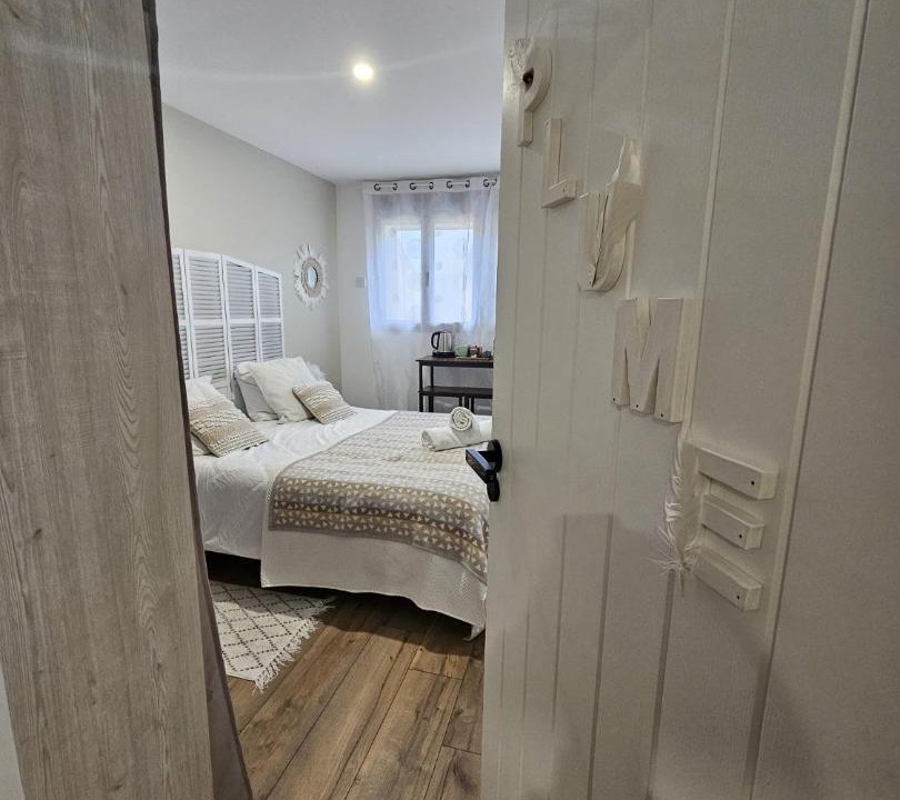 Photo of Bedroom in Sainte-Genevieve-des-Bois