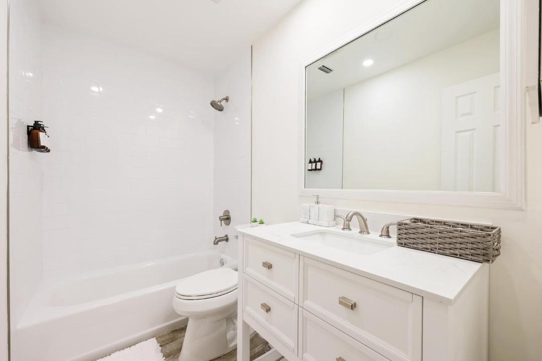 Photo of Bathroom in Naples Park