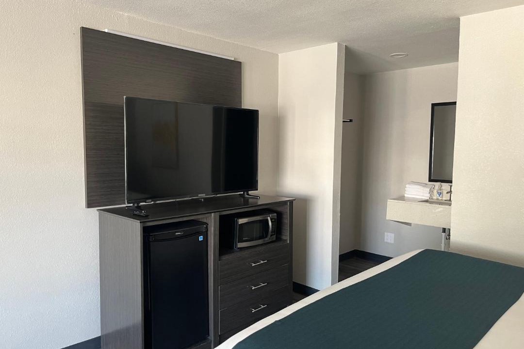 Photo of Bedroom in Uvalde