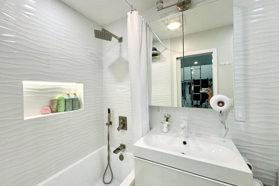 Photo of Bathroom in Cambrian