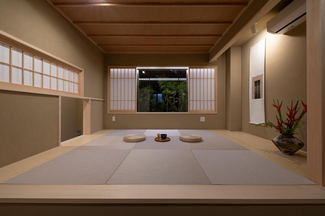 Photo of Others in Nishi