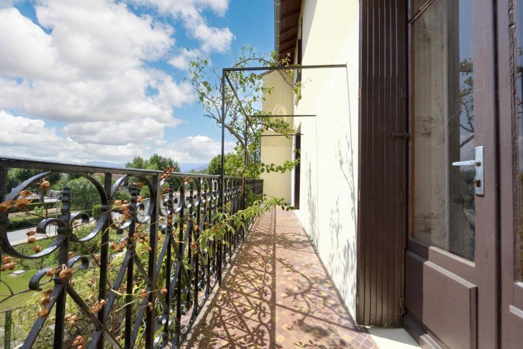 Photo of Patio Balcony in Aspres-sur-Buech