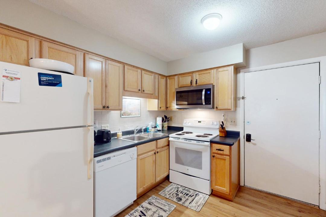 Photo of Kitchen in Folly Field