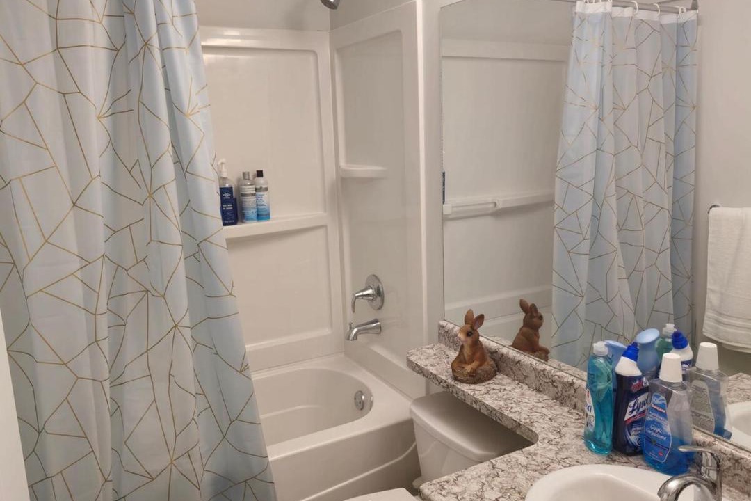 Photo of Bathroom in Fort Gary