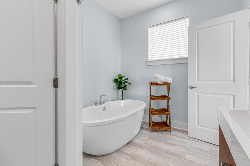 Photo of Bathroom in Crescent Beach