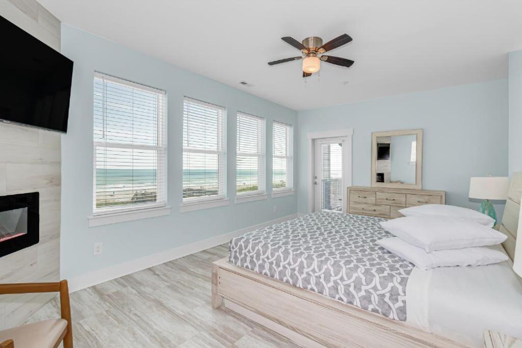 Photo of Bedroom in Crescent Beach
