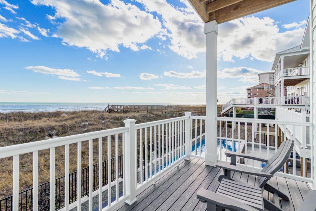 Photo of Patio Balcony in Crescent Beach