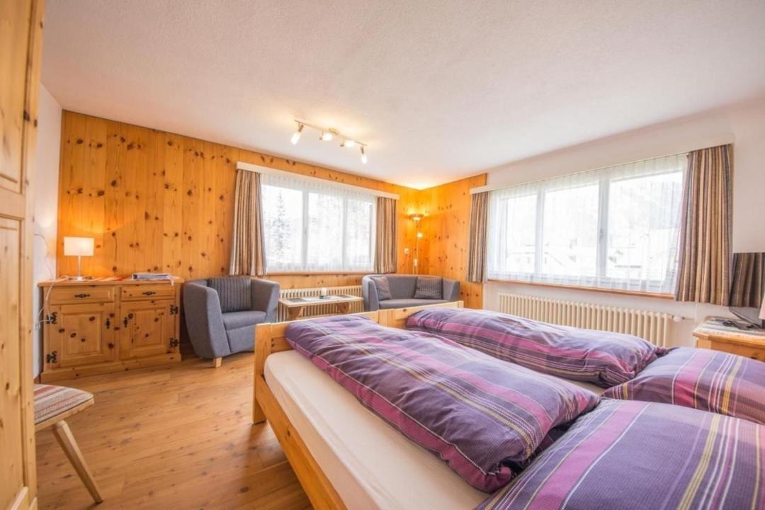 Photo of Bedroom in Samedan