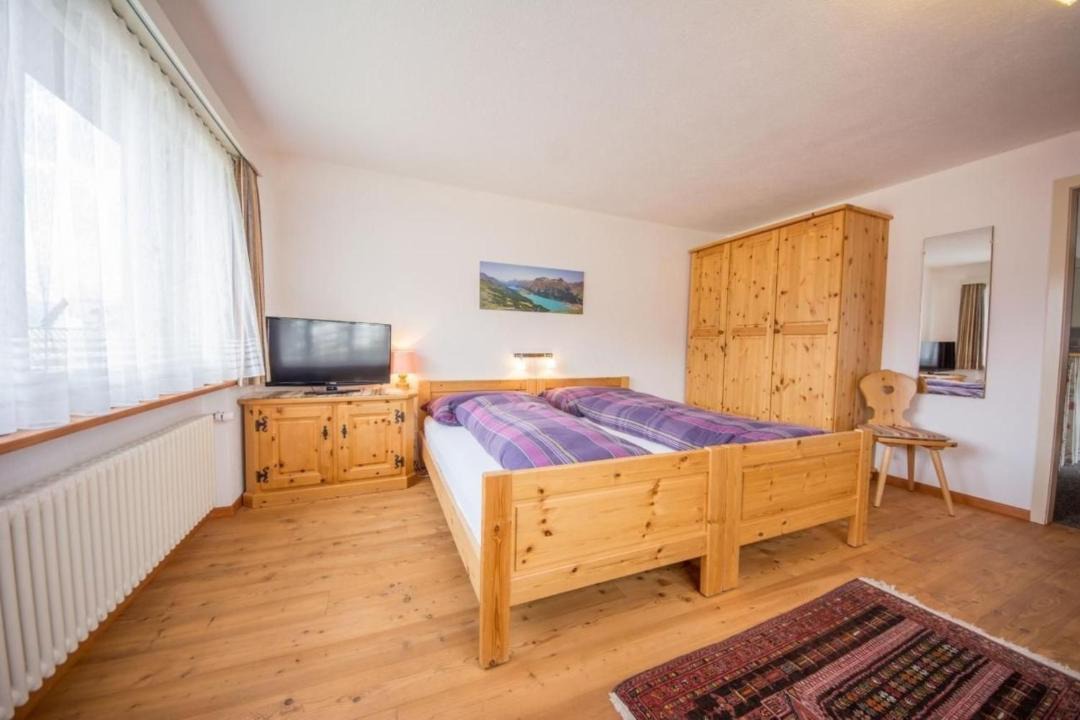 Photo of Bedroom in Samedan