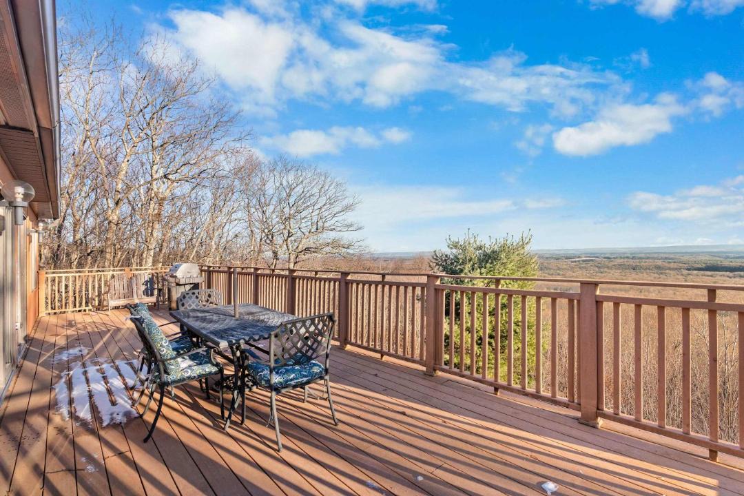 Photo of Patio Balcony in Jonas