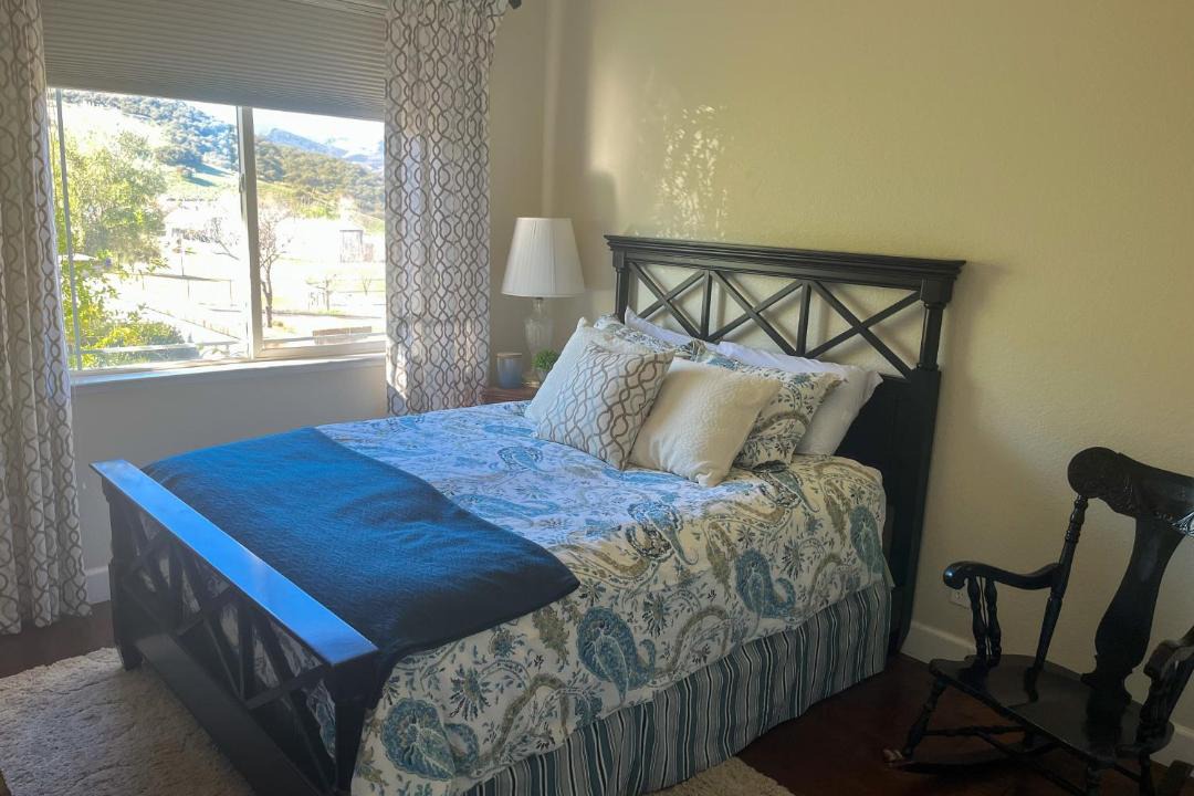 Photo of Bedroom in King City