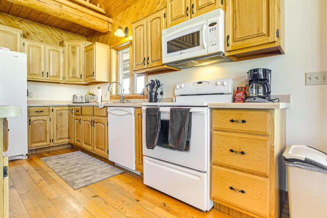 Photo of Kitchen in Abrams