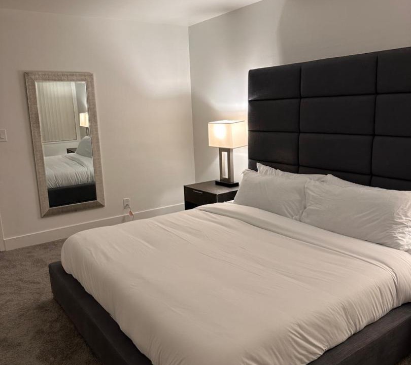 Photo of Bedroom in La Brea