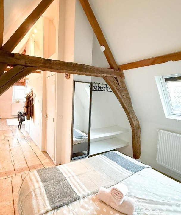 Photo of Bedroom in University District