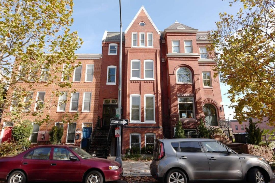 Photo of Buildings in Shaw