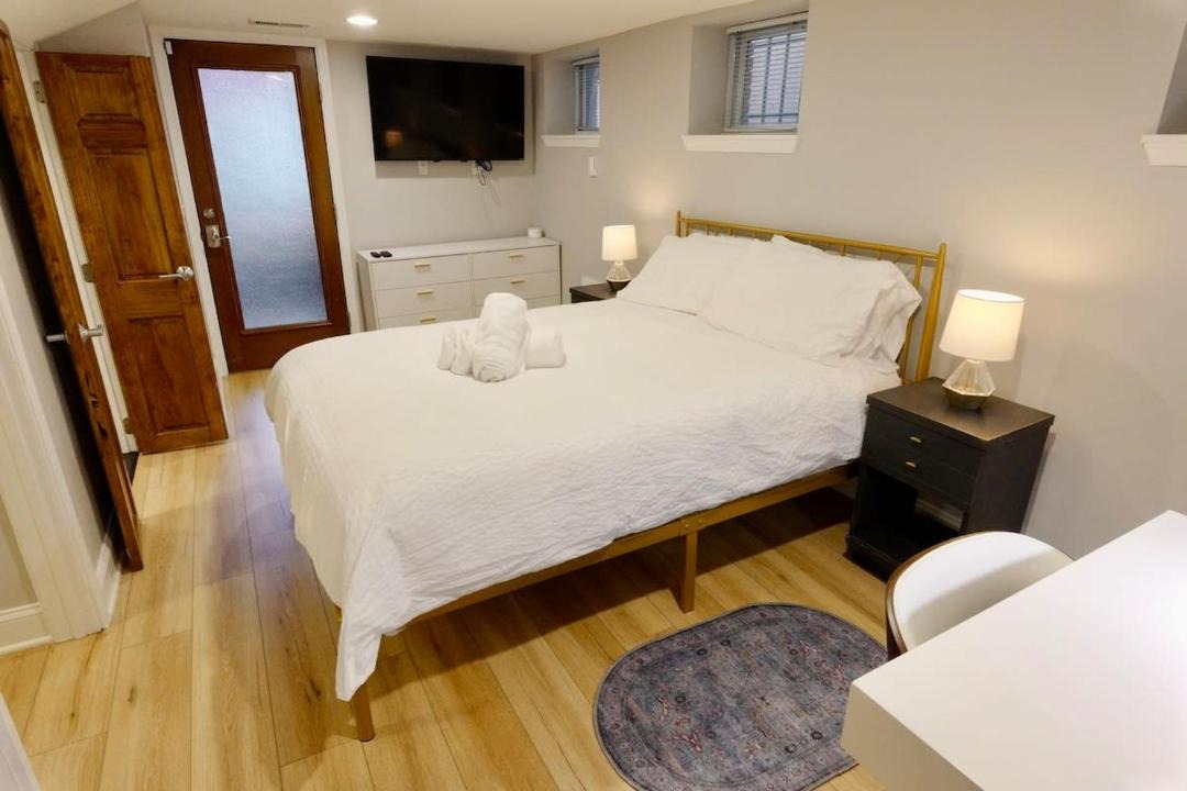 Photo of Bedroom in Near Northeast