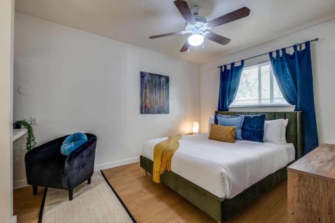 Photo of Bedroom in North University