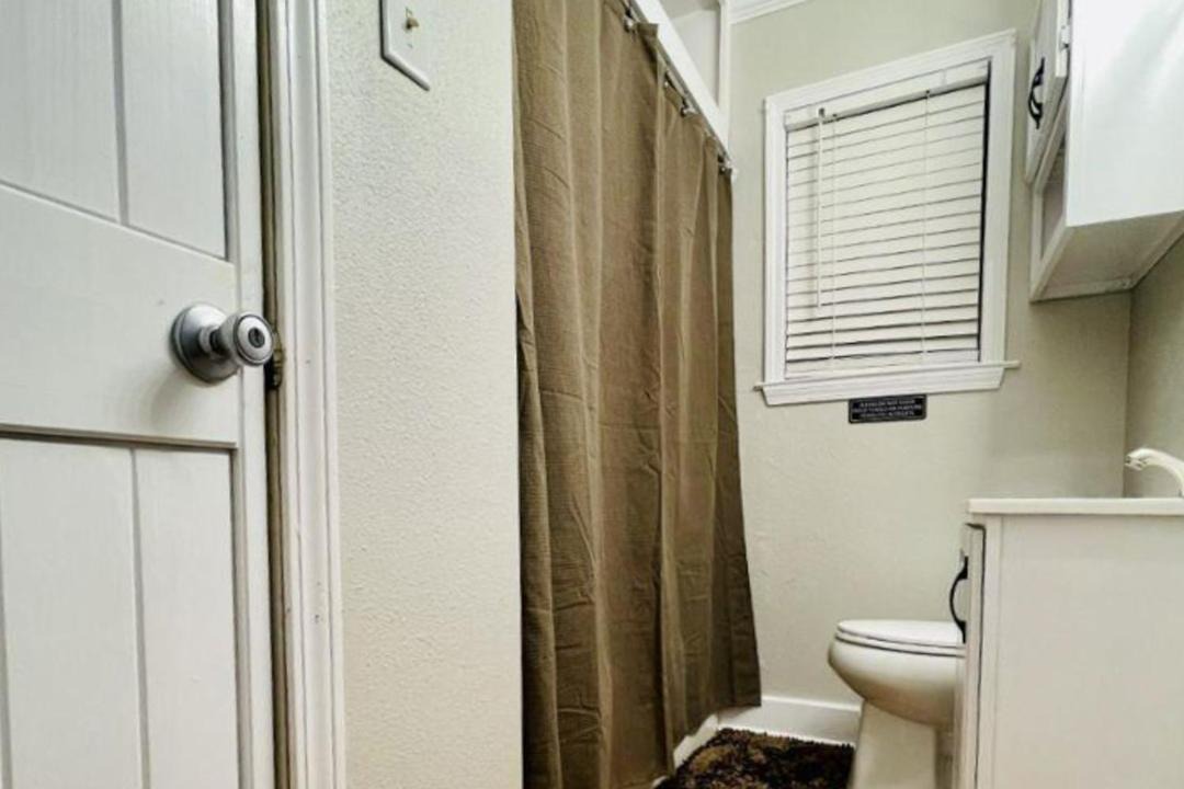Photo of Bathroom in Ardmore