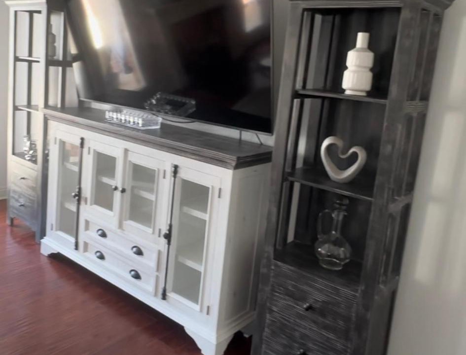Photo of Livingroom in Alexandria