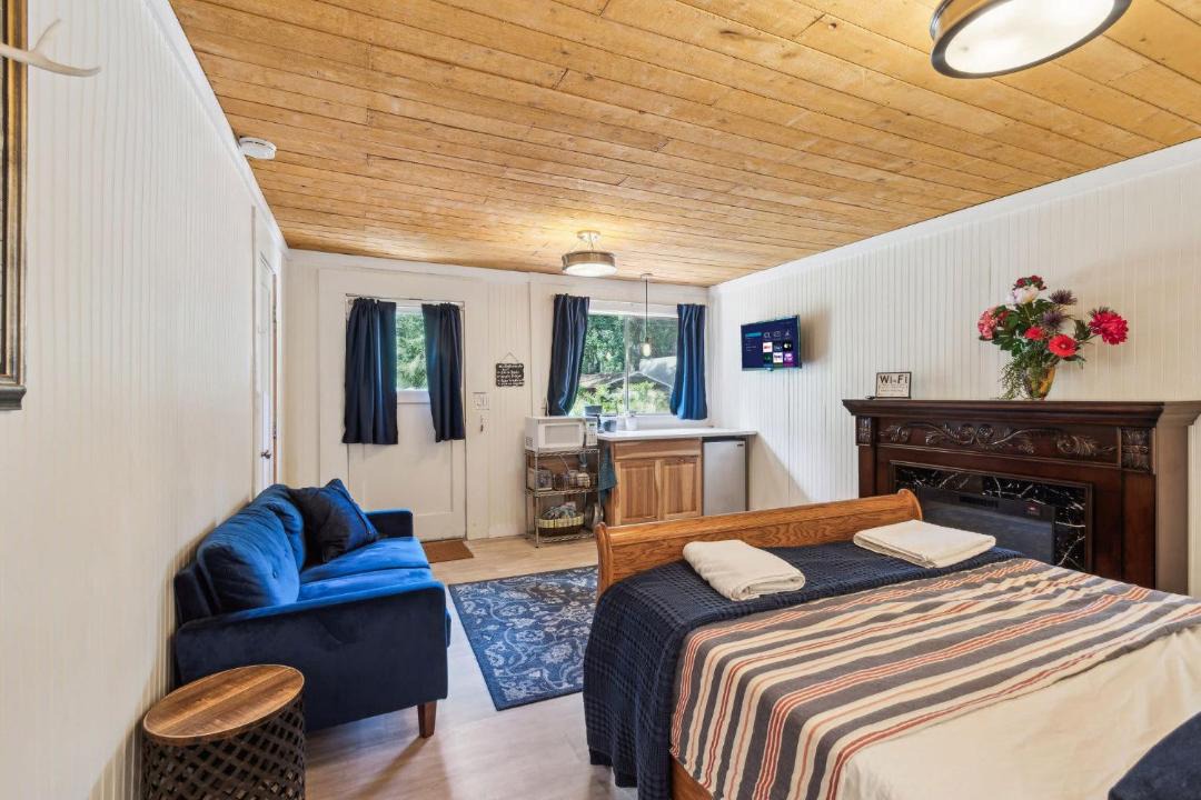 Photo of Bedroom in Shelton