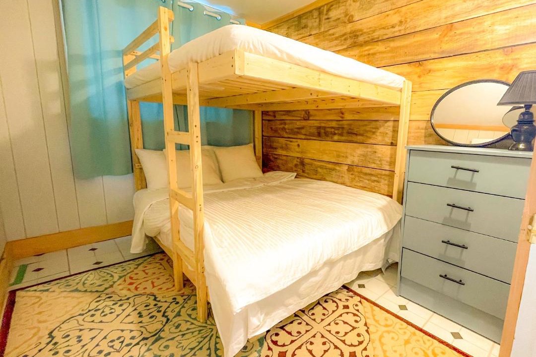 Photo of Bedroom in Algonquin Highlands