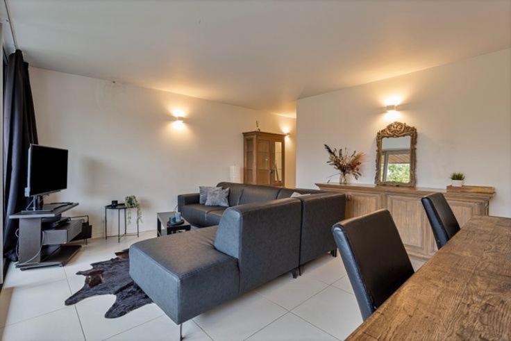 Photo of Livingroom in Mortsel