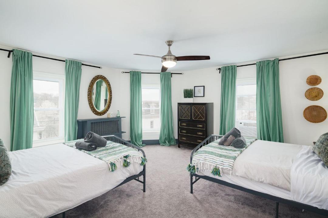 Photo of Bedroom in Roxborough-Manayunk