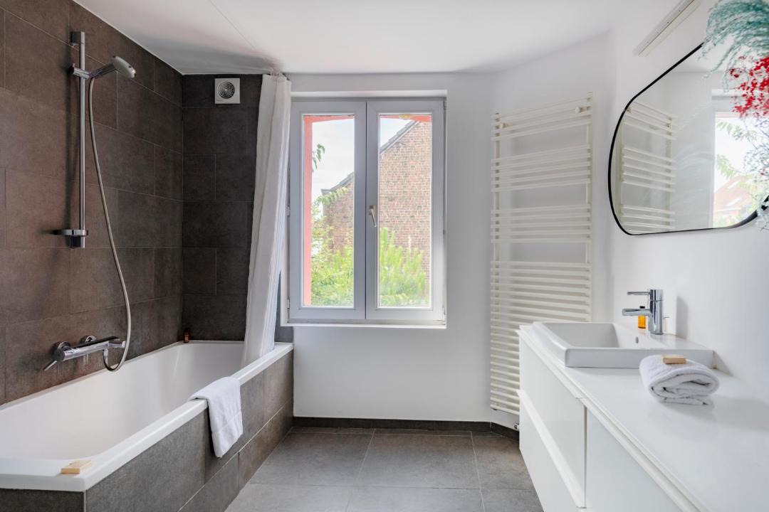 Photo of Bathroom in Ixelles