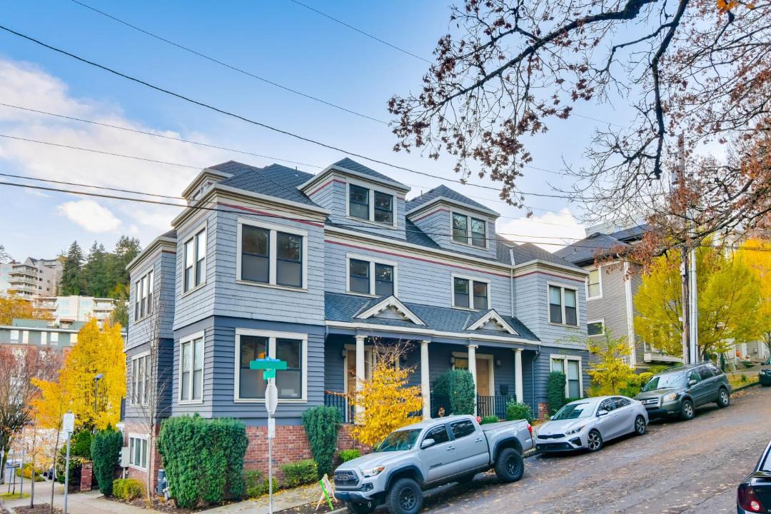 Photo of Buildings in Goose Hollow